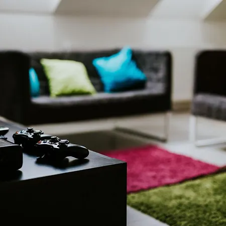 Stég 12 Apartmanhotel *