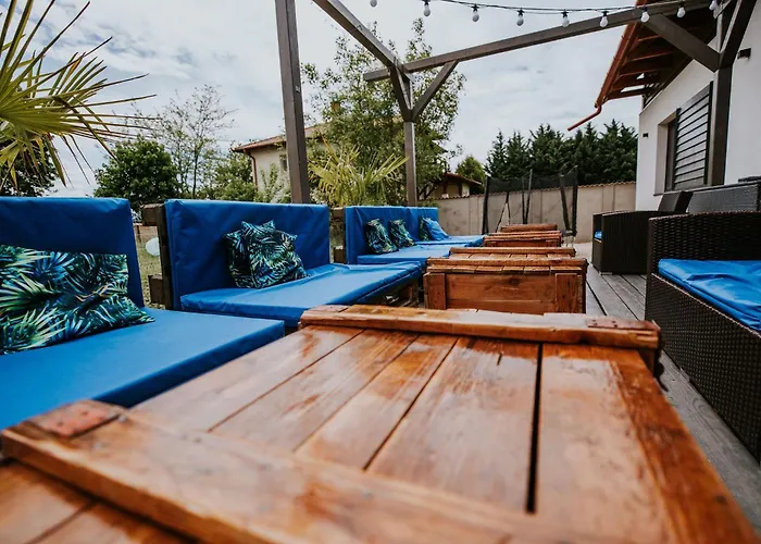 Stég 12 Apartmanhotel *