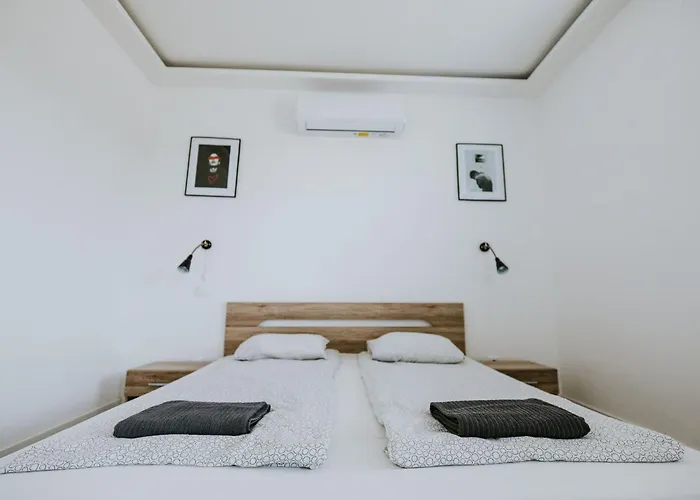 Stég 12 Apartmanhotel